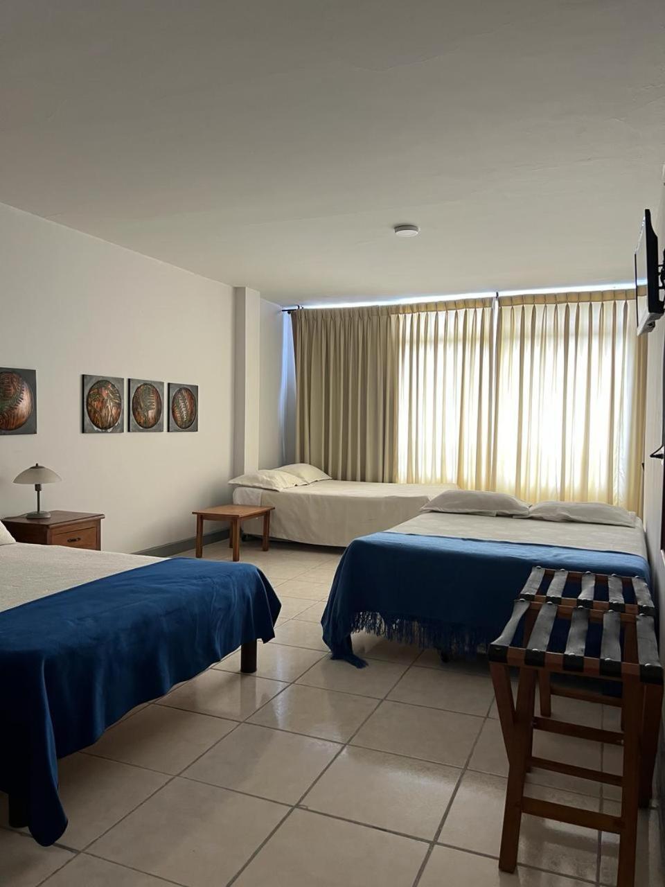Hotel Armenia Centro Luaran gambar