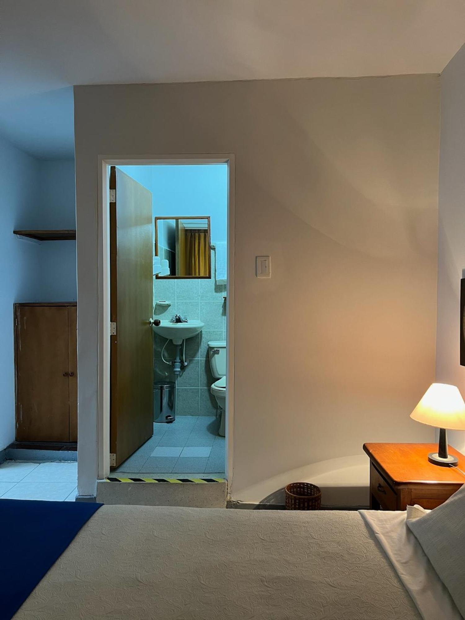 Hotel Armenia Centro Luaran gambar