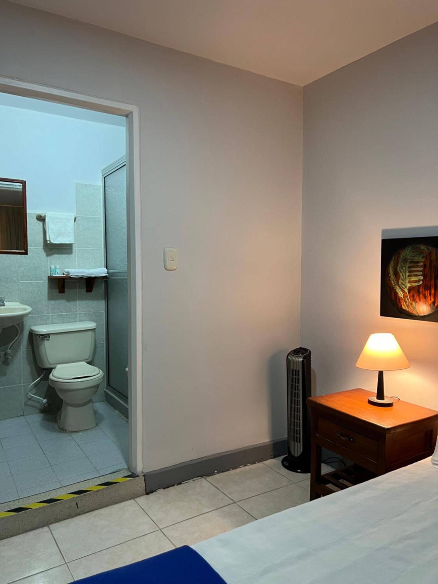 Hotel Armenia Centro Luaran gambar